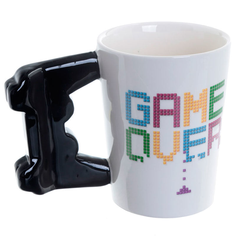 Caneca com alça em formato de controle de Game Over - MerchVillain
