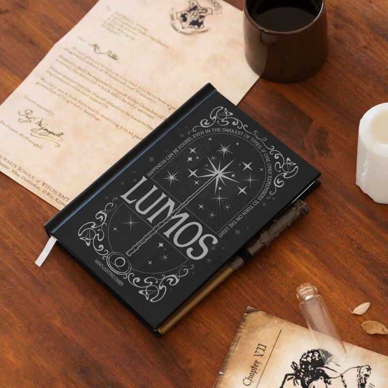 Caderno de LED premium Harry Potter Lumos A5 + caneta - MerchVillain