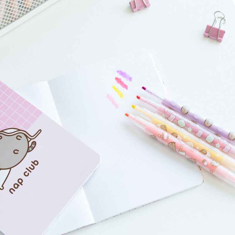 Pusheen Moments stationery set