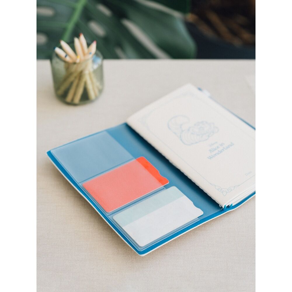 Alice in Wonderland travel journal – Disney