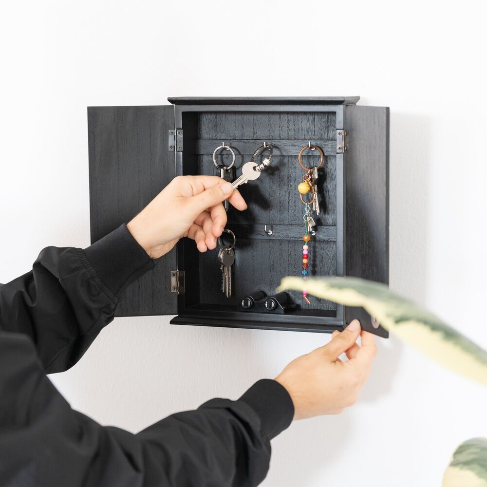 Wall Key Holder Moria Door – The Lord of the Rings (21 × 26 × 6 cm)