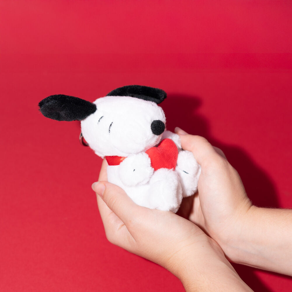 Snoopy plush keychain – Peanuts