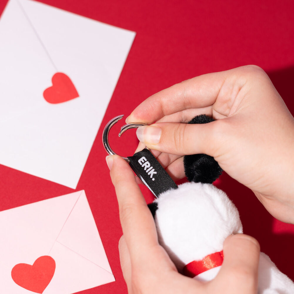 Snoopy plush keychain – Peanuts