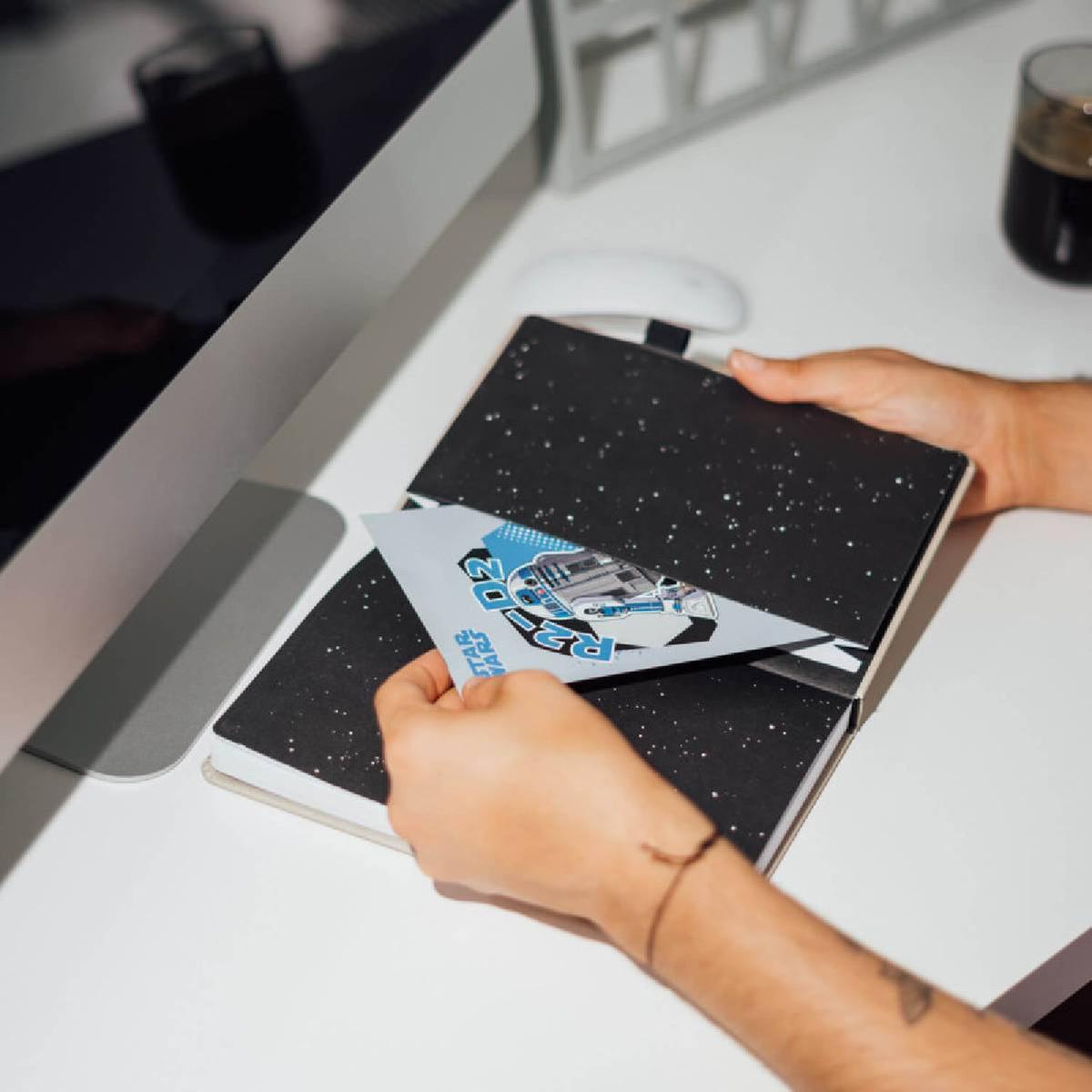 Premium A5 Notebook + Luke Skywalker Lightsaber Pen – Star Wars