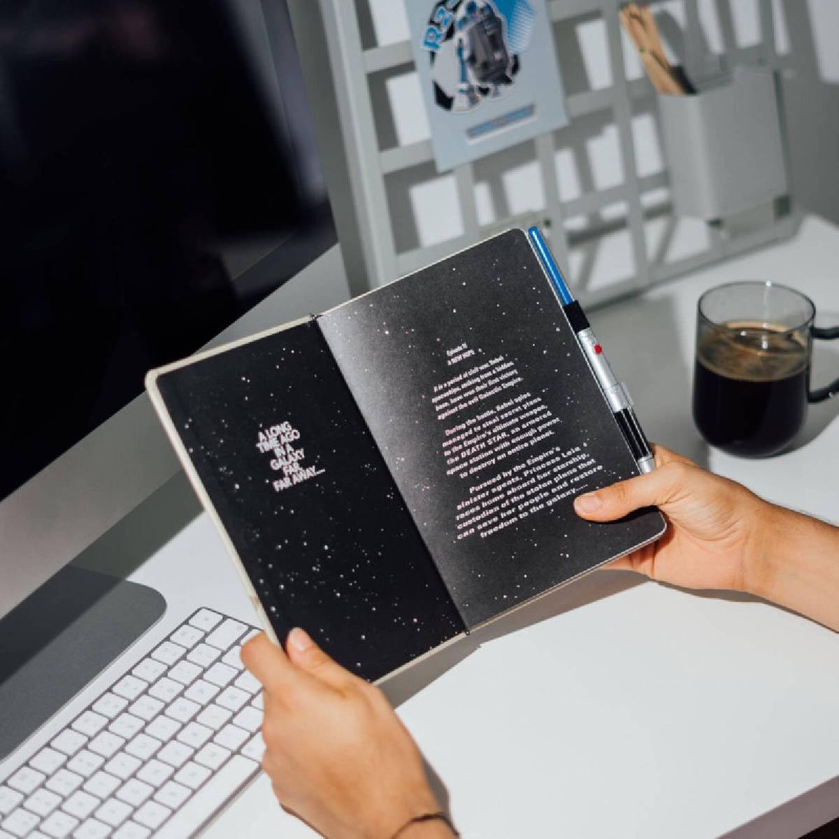 Premium A5 Notebook + Luke Skywalker Lightsaber Pen – Star Wars